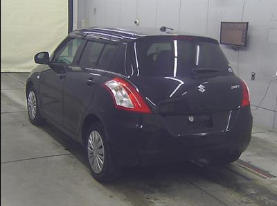 2014 Suzuki Swift - Thumbnail