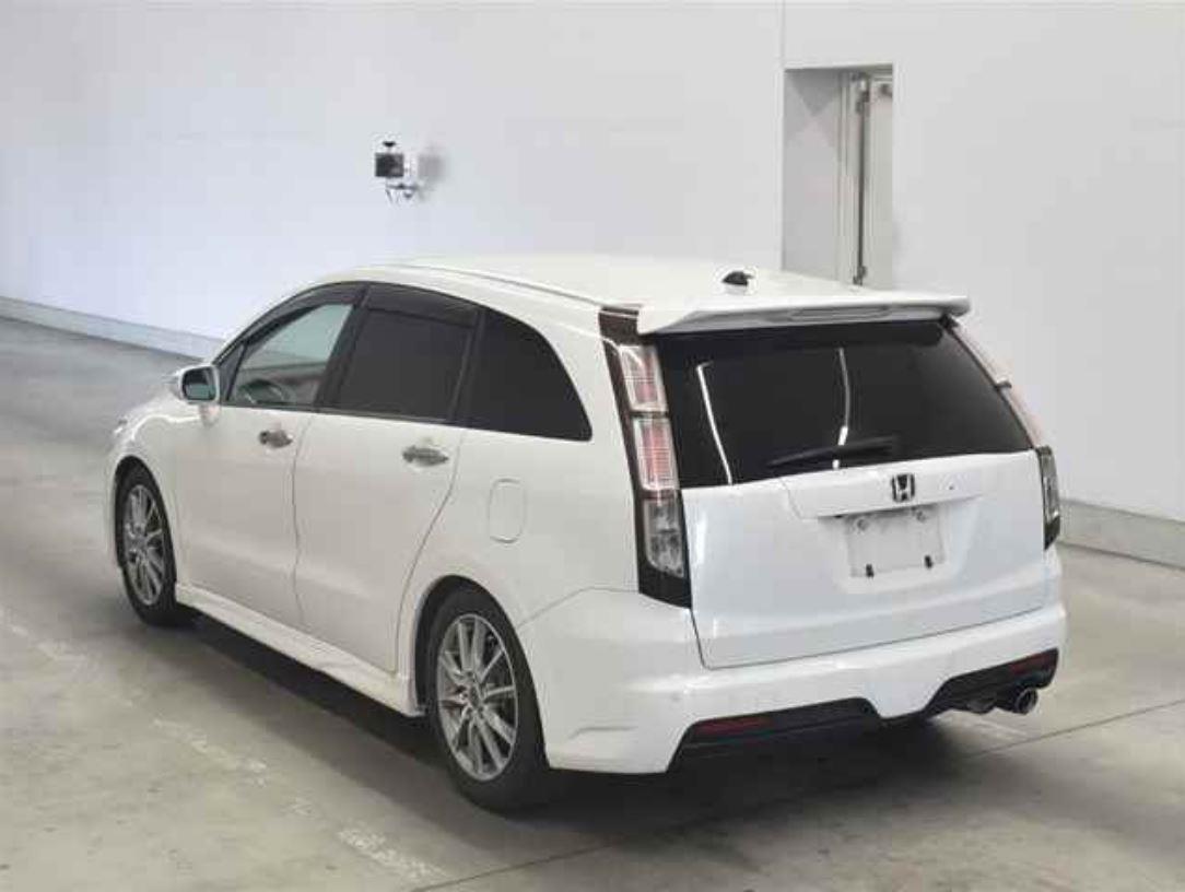 2013 Honda Stream