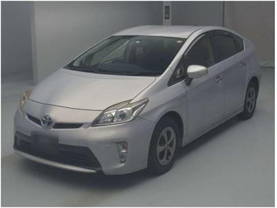 2013 Toyota Prius - Thumbnail