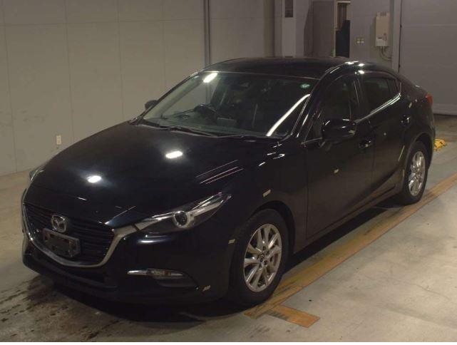 2017 Mazda Axela